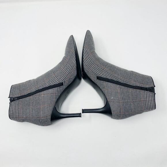 Cabi Black and Gray Plaid Pointy Toe Ankle Booties Side Zip Women's Size 8 EUC - Picture 5 of 9